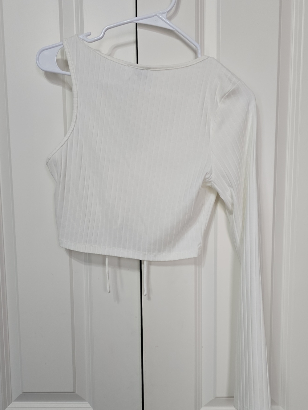 Princess Polly White One-Shoulder Ruched Ribbed Crop Top - Picture 4 of 4